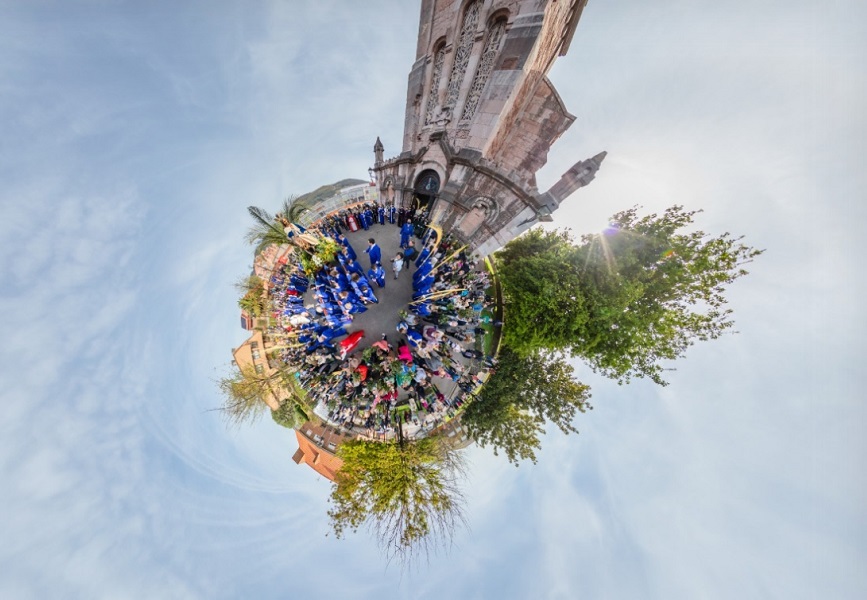 Bild Semana Santa Oviedo en 360º